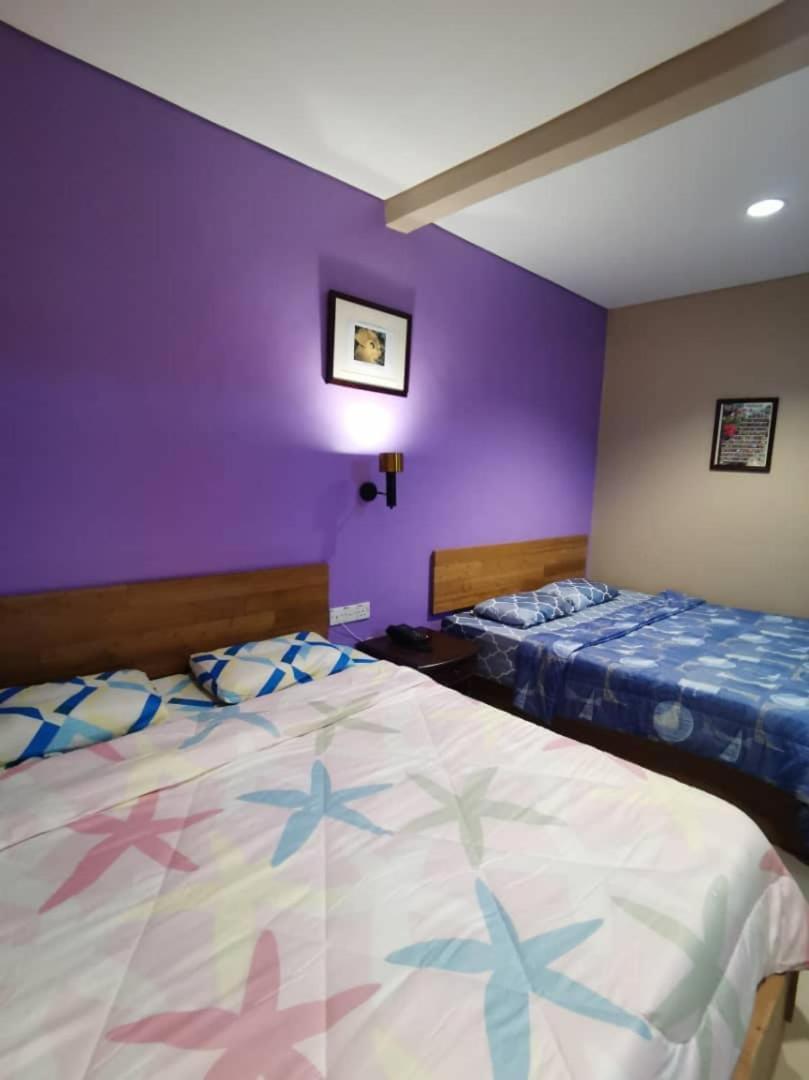 Oyo 90883 Pavilion Inn Hotel Lumut Luaran gambar